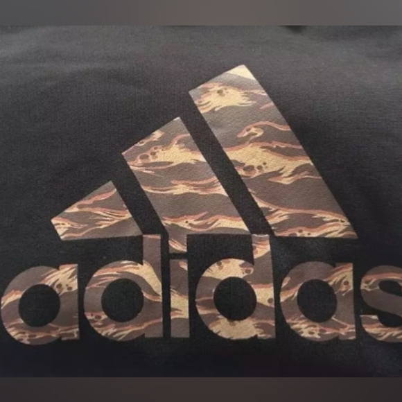 Adidas Sportswear Men's Graphic Black Sweatshirt Size M MSRP $65 - Picture 2 of 6